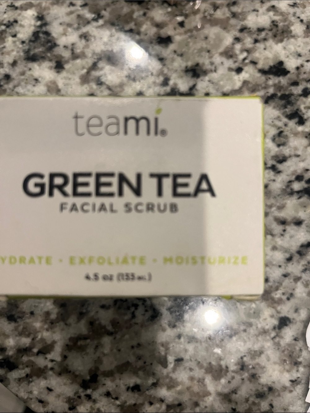 Teami Green Tea Facial Scrub - White/Light Green
